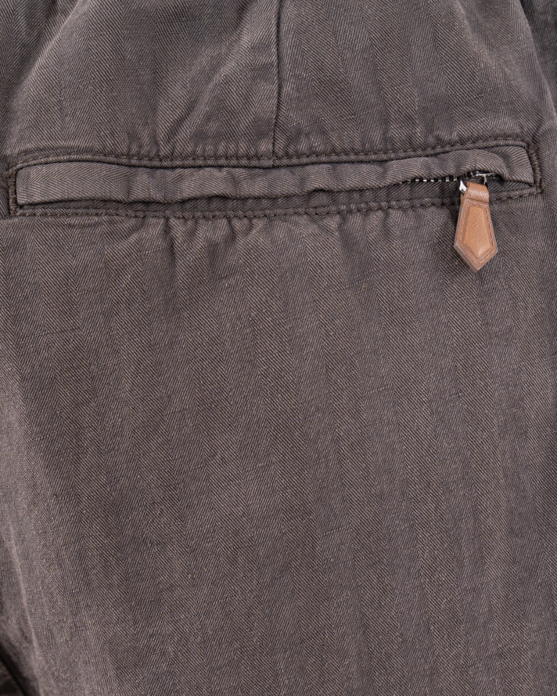 shop PT01  Pantalone: PT01 pantaloni in misto cotone e lino.
Loose fit.
Vita elasticizzata con coulisse.
Due tasche anteriori a filetto e due posteriori con cerniera.
Composizione: 59% Lyocell, 23% Lino, 18% Cotone.
Made in Tunisia.. COTTCNZA0CL1-Y177 number 6706986